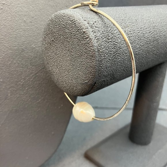 Chicos Y Drop Necklace NWT Bonus Bracelet Silver Organic Pearl Slinky Bangle - Picture 5 of 10